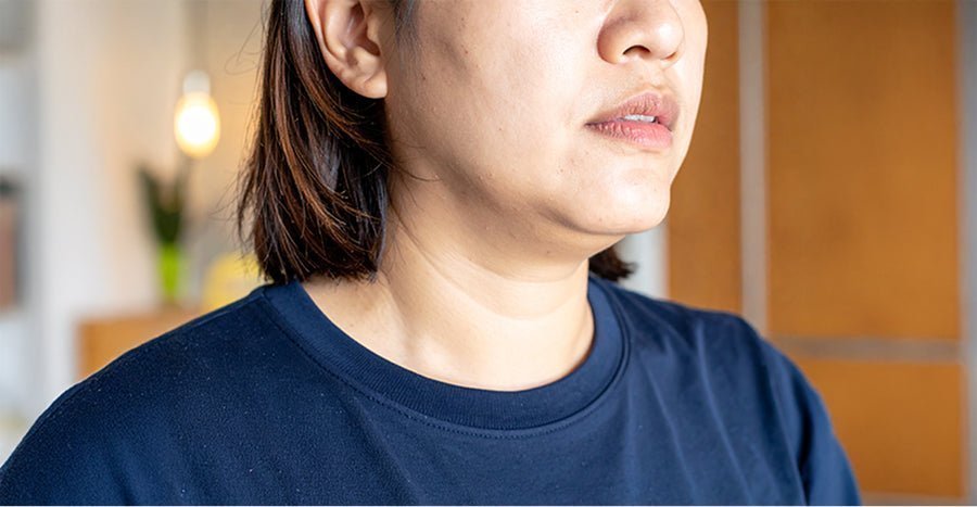 Navy blue crew neck t-shirt for neck fat exercise routines